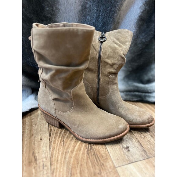Sofft Women's Sharnell Low Boot Taupe Suede SZ 6 $189.95 - Picture 4 of 10